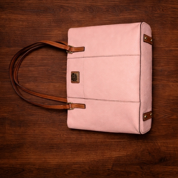 Dooney & Bourke Tote - Lexington - Pebbled Leather (*Call Outs) - Picture 4 of 7